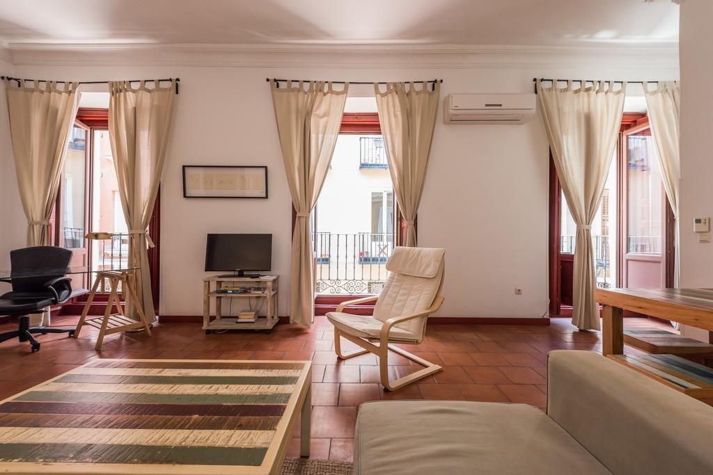 Apartamentos Madrid Centro W Bagian luar foto