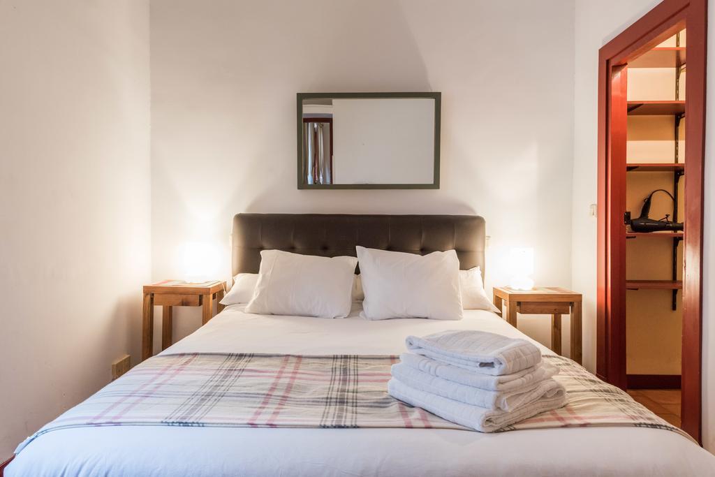 Apartamentos Madrid Centro W Bagian luar foto