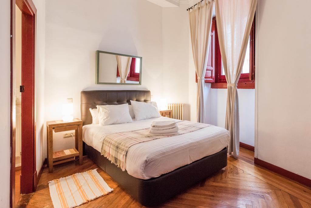 Apartamentos Madrid Centro W Bagian luar foto
