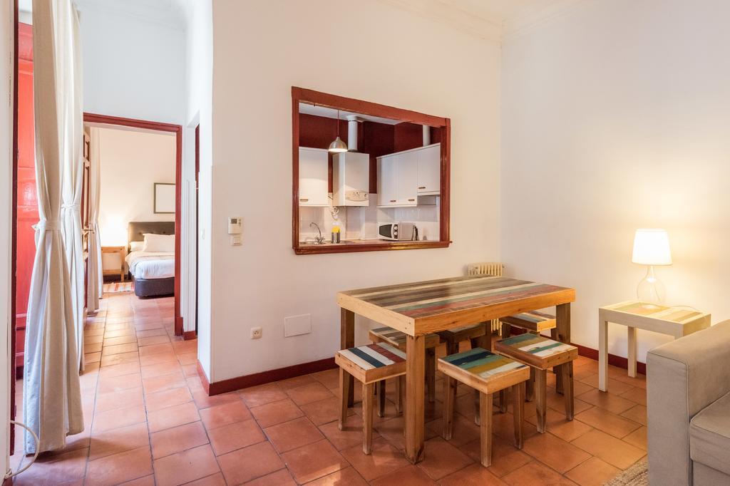 Apartamentos Madrid Centro W Bagian luar foto