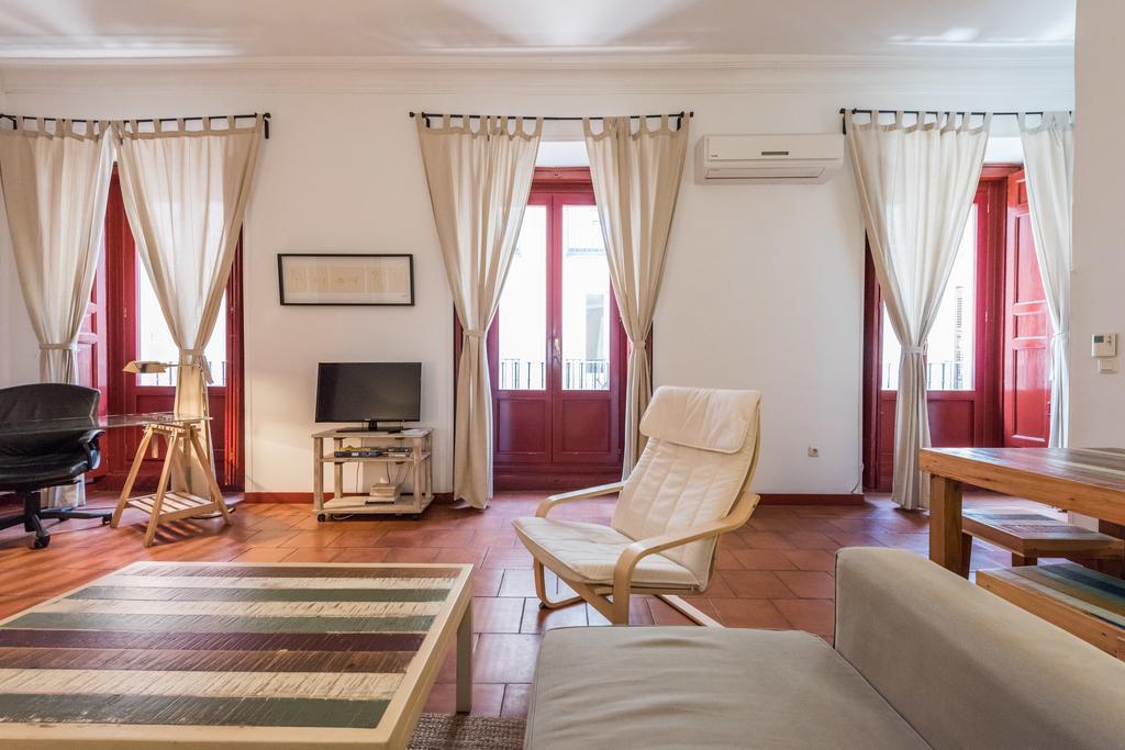 Apartamentos Madrid Centro W Bagian luar foto