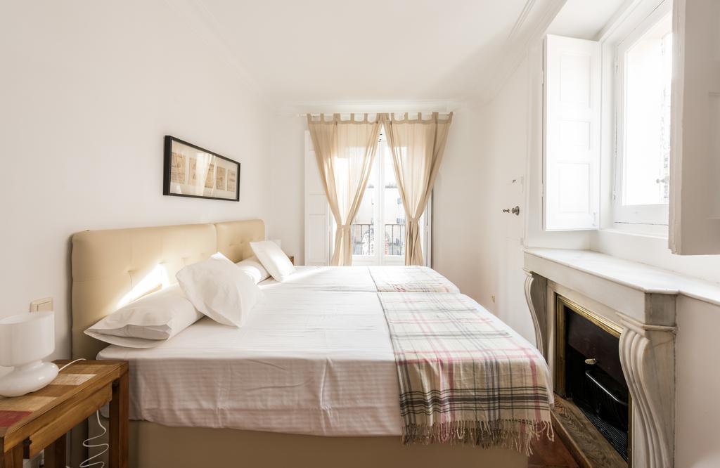 Apartamentos Madrid Centro W Bagian luar foto