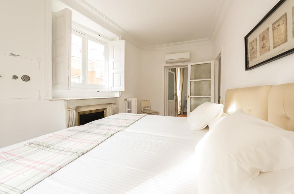 Apartamentos Madrid Centro W Bagian luar foto