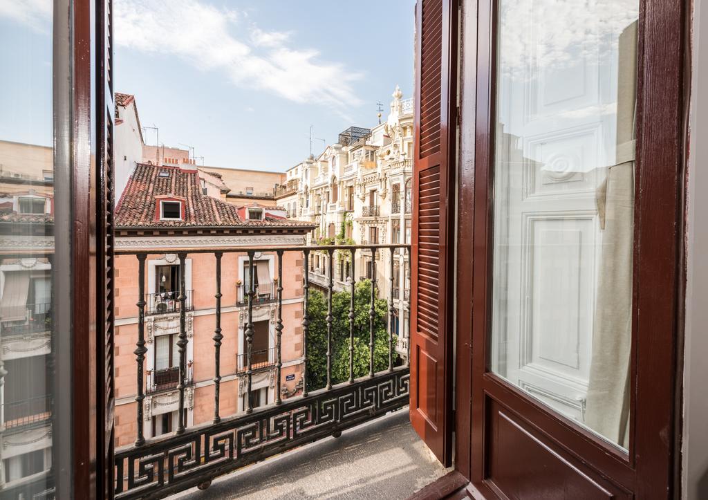 Apartamentos Madrid Centro W Bagian luar foto
