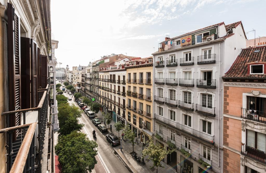 Apartamentos Madrid Centro W Bagian luar foto