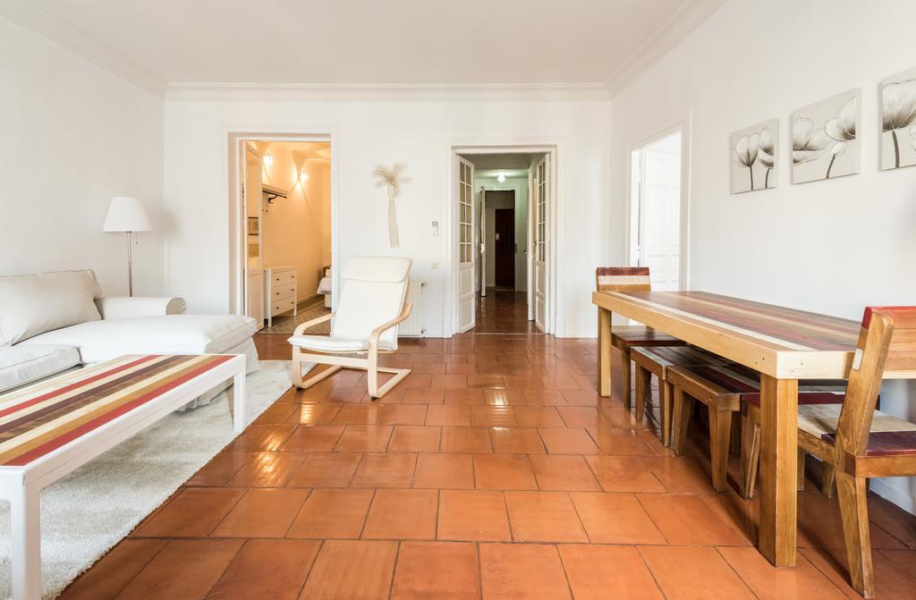 Apartamentos Madrid Centro W Bagian luar foto