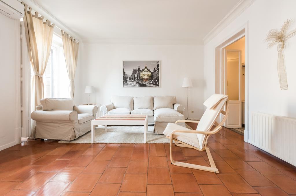 Apartamentos Madrid Centro W Bagian luar foto