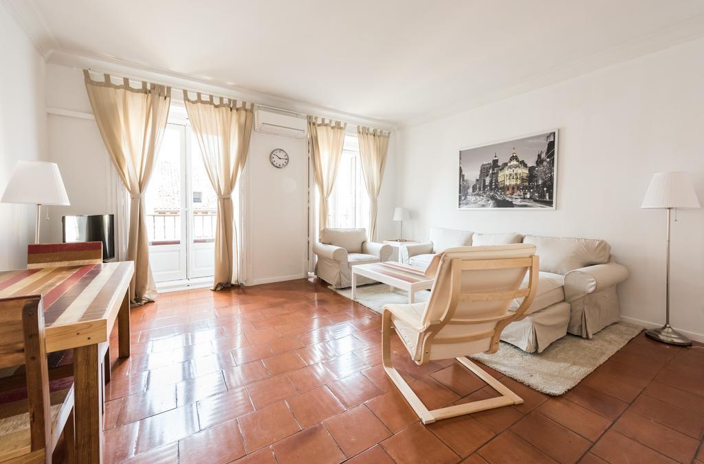 Apartamentos Madrid Centro W Bagian luar foto