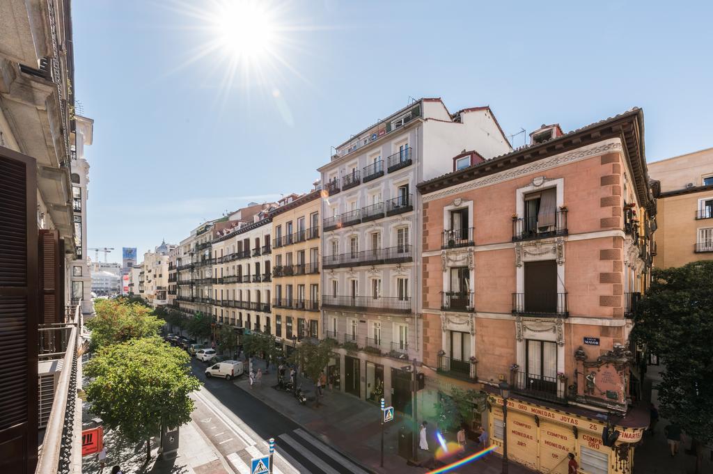 Apartamentos Madrid Centro W Bagian luar foto