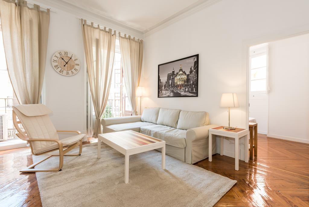 Apartamentos Madrid Centro W Bagian luar foto