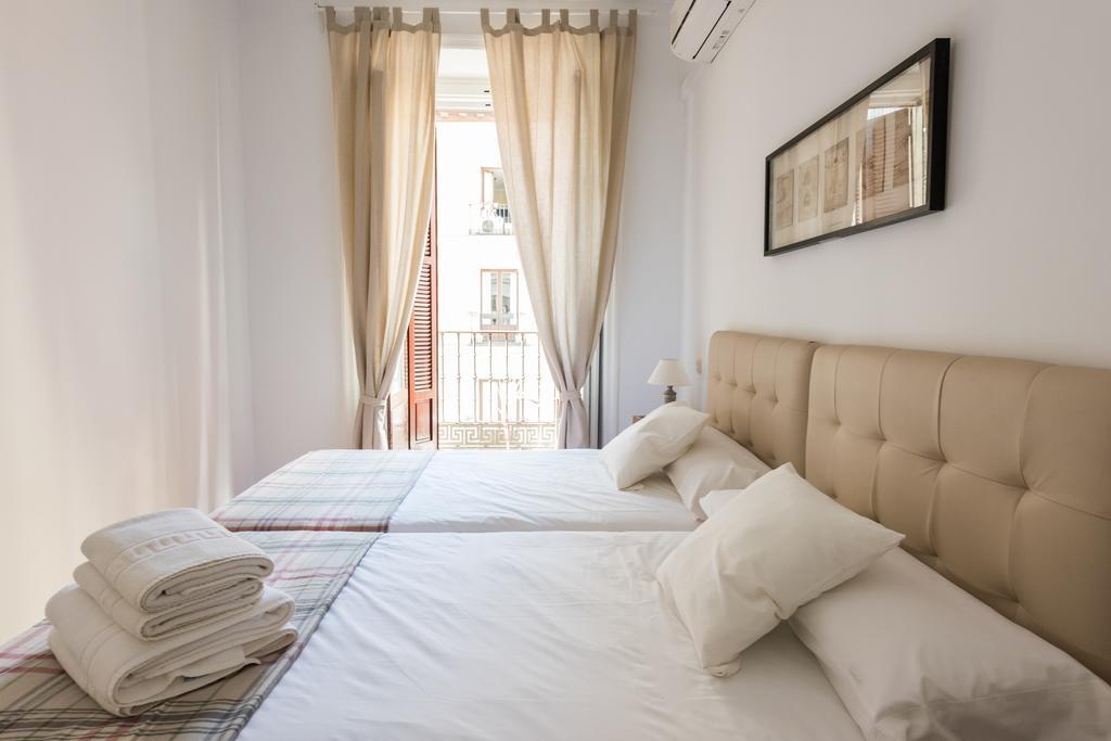 Apartamentos Madrid Centro W Bagian luar foto